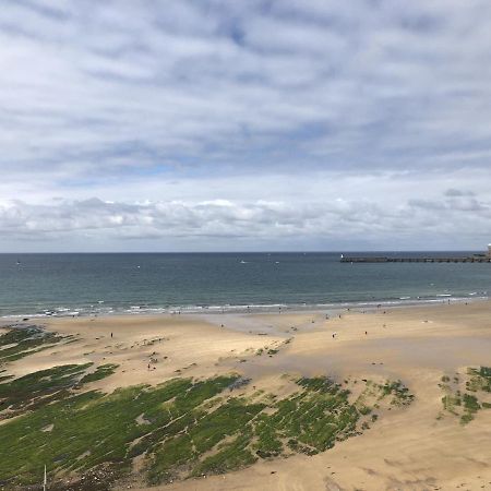 Appartement T2 Refait A Neuf Avec Balcon Face Mer Et Ascenseur, Au Coeur Des Sables-D'Olonne - Fr-1-485-70 Les Sables-d'Olonne Ngoại thất bức ảnh