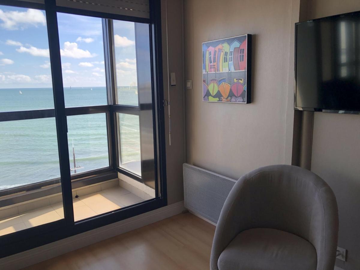 Appartement T2 Refait A Neuf Avec Balcon Face Mer Et Ascenseur, Au Coeur Des Sables-D'Olonne - Fr-1-485-70 Les Sables-d'Olonne Ngoại thất bức ảnh